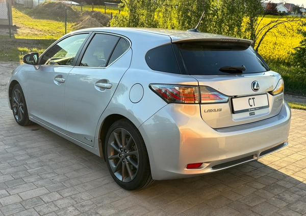 Lexus CT cena 43500 przebieg: 230000, rok produkcji 2011 z Poznań małe 232